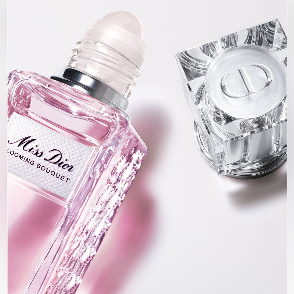 New Miss Dior Blooming Boququet Perle De Parfum Roller | Pearl
